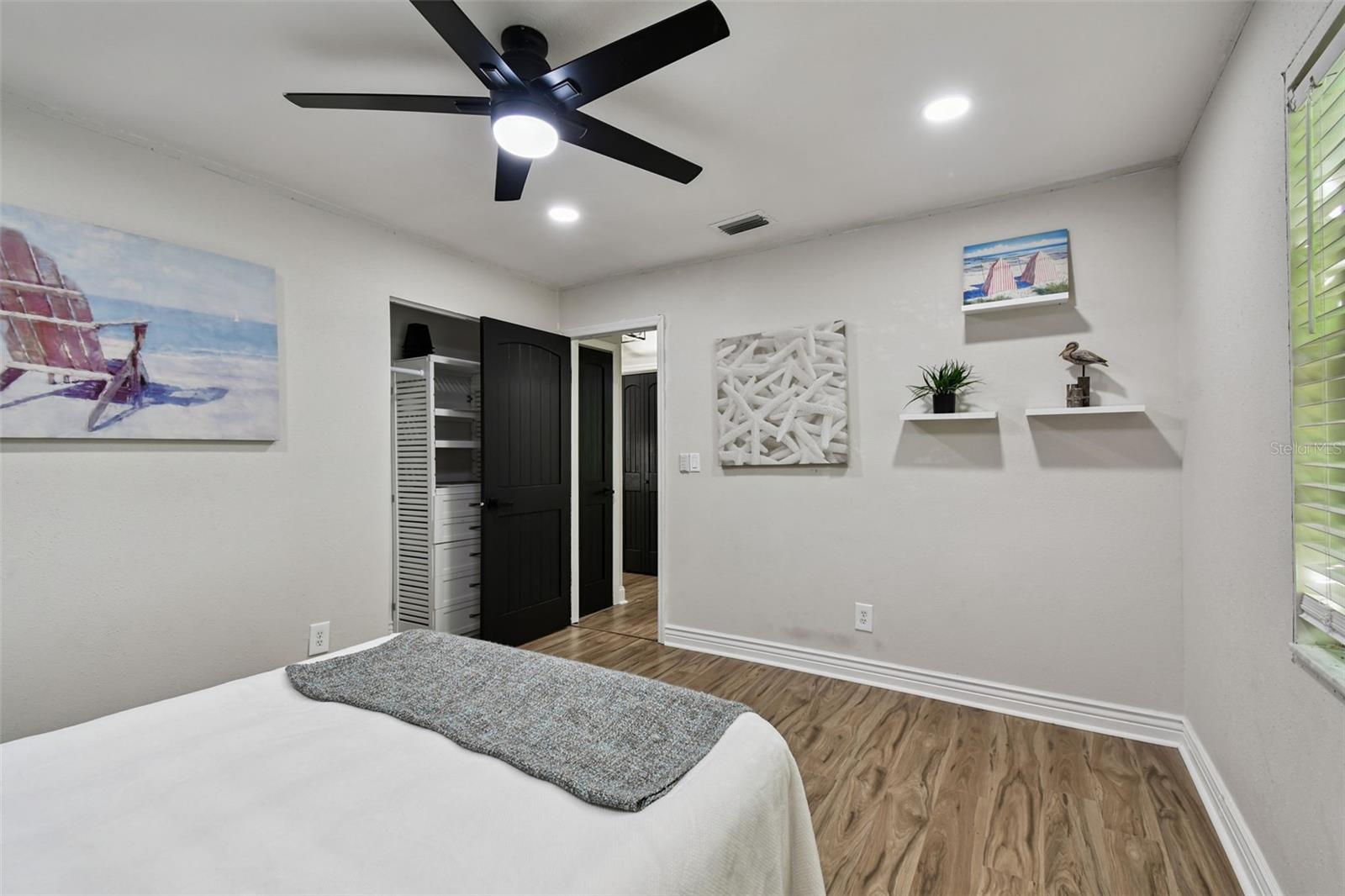 34 HARBOR OAKS CIR, SAFETY HARBOR, FL, 34695