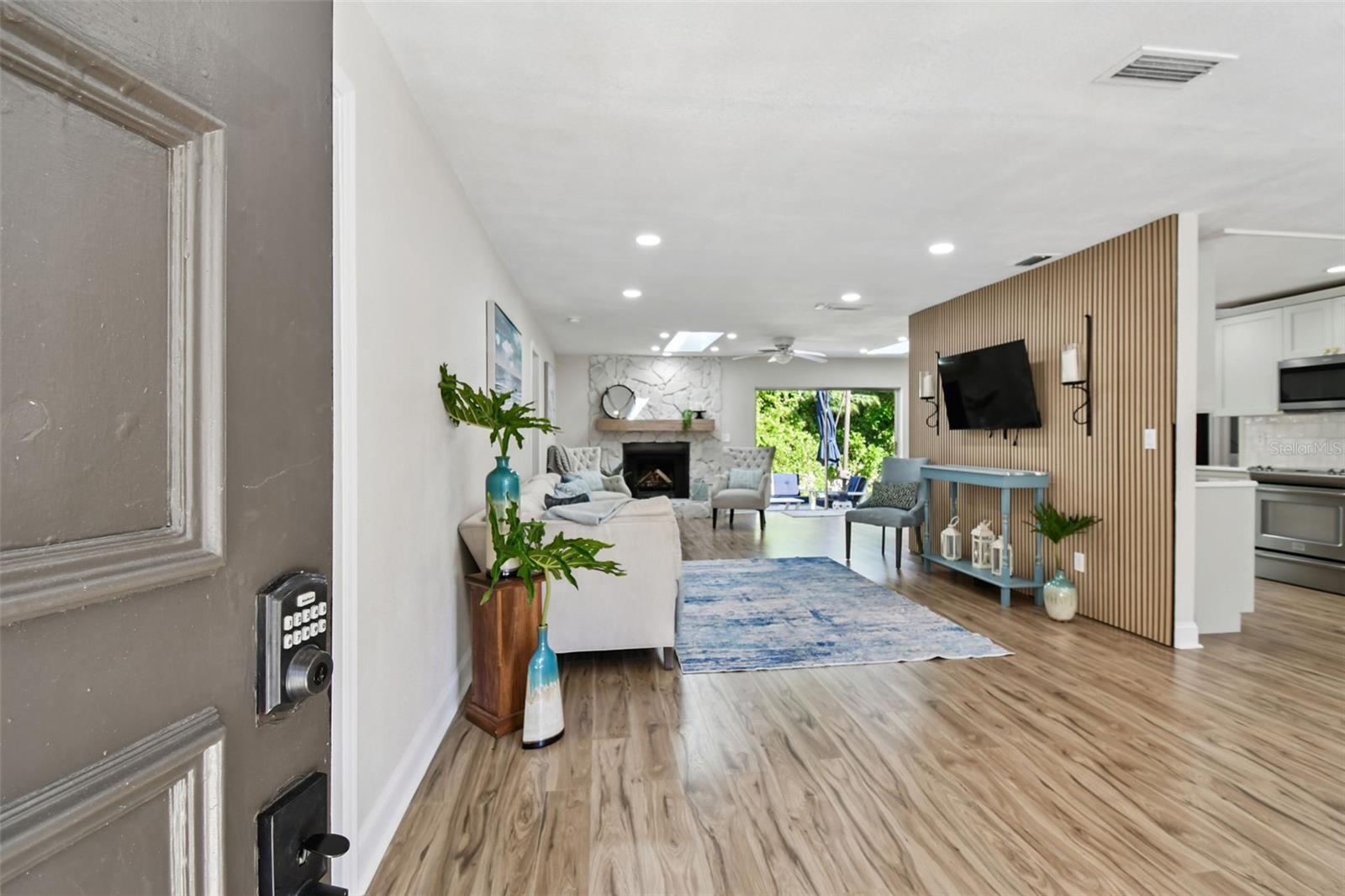 34 HARBOR OAKS CIR, SAFETY HARBOR, FL, 34695