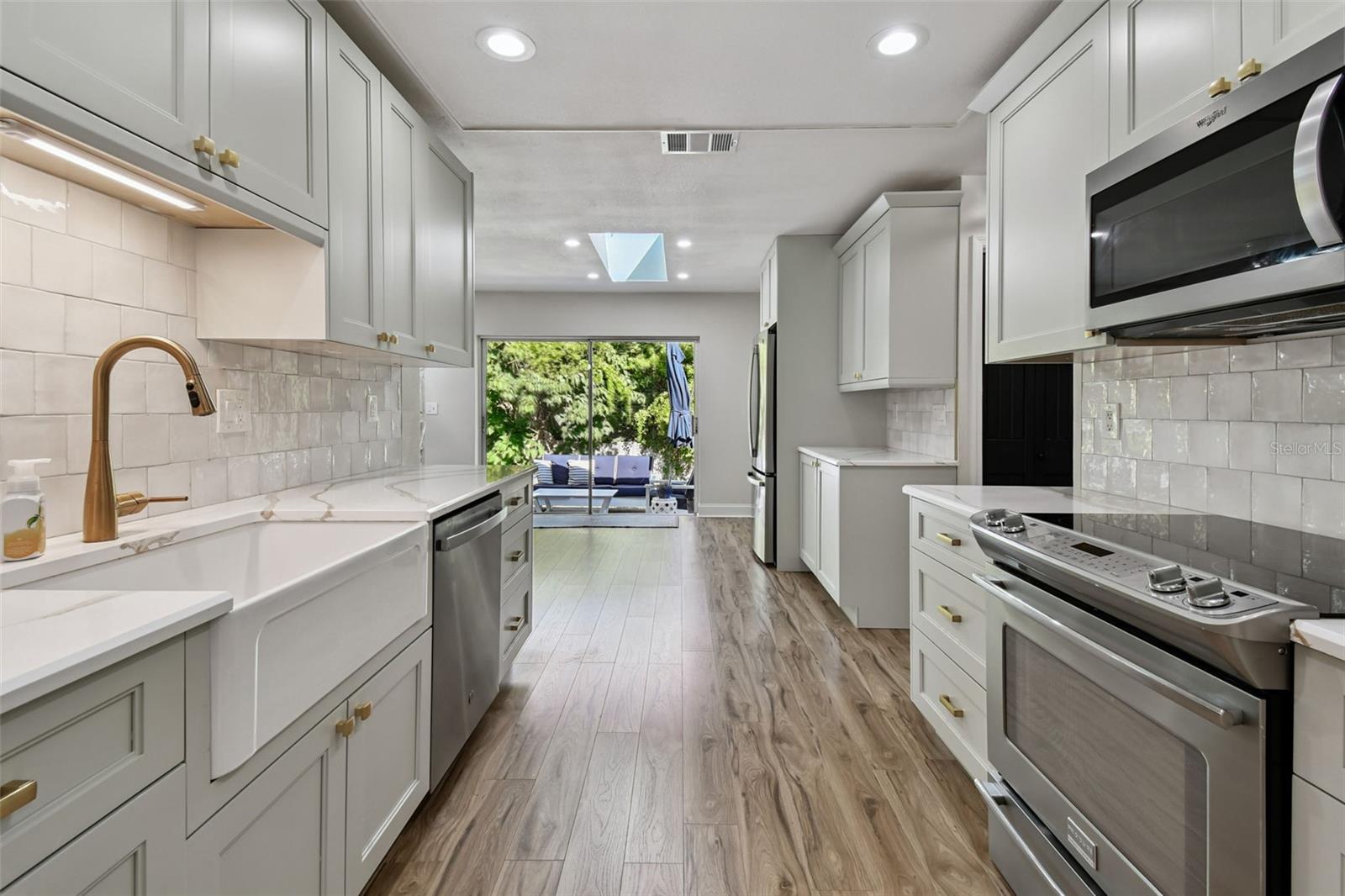 34 HARBOR OAKS CIR, SAFETY HARBOR, FL, 34695