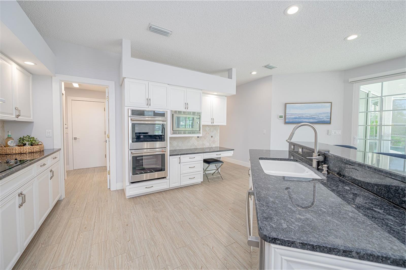 4450 DEER CREEK BLVD, SARASOTA, FL, 34238