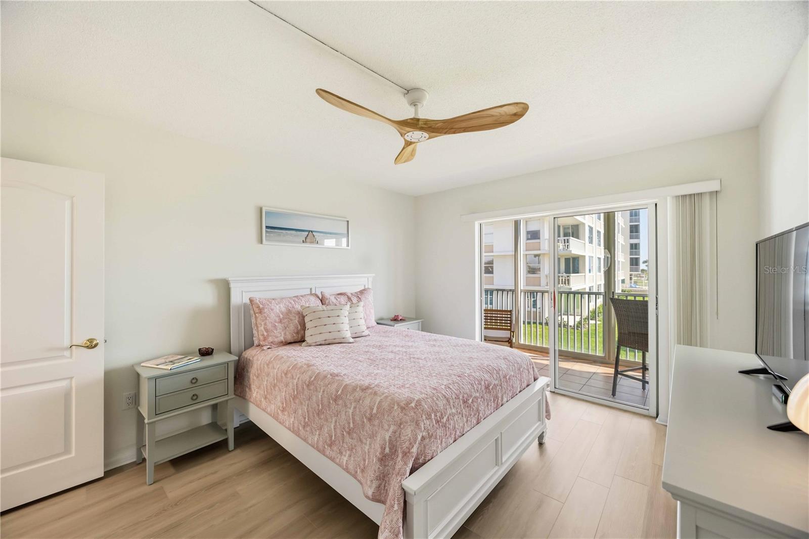 1150 TARPON CENTER DR #208, VENICE, FL, 34285