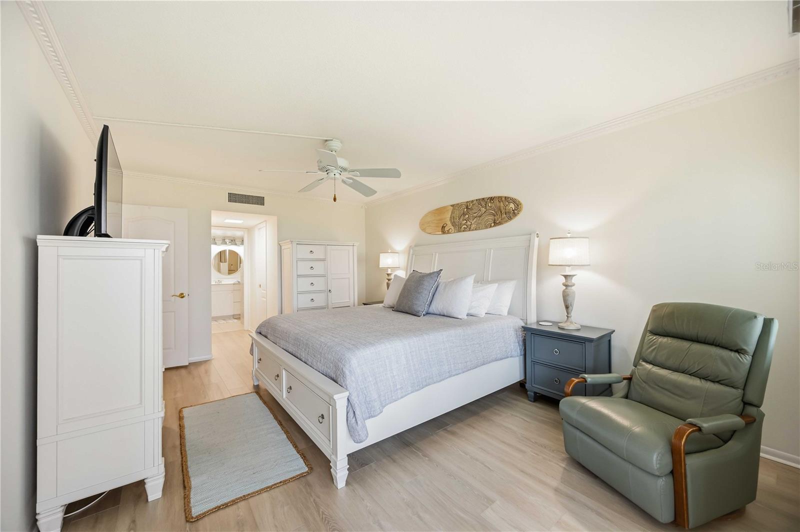 1150 TARPON CENTER DR #208, VENICE, FL, 34285