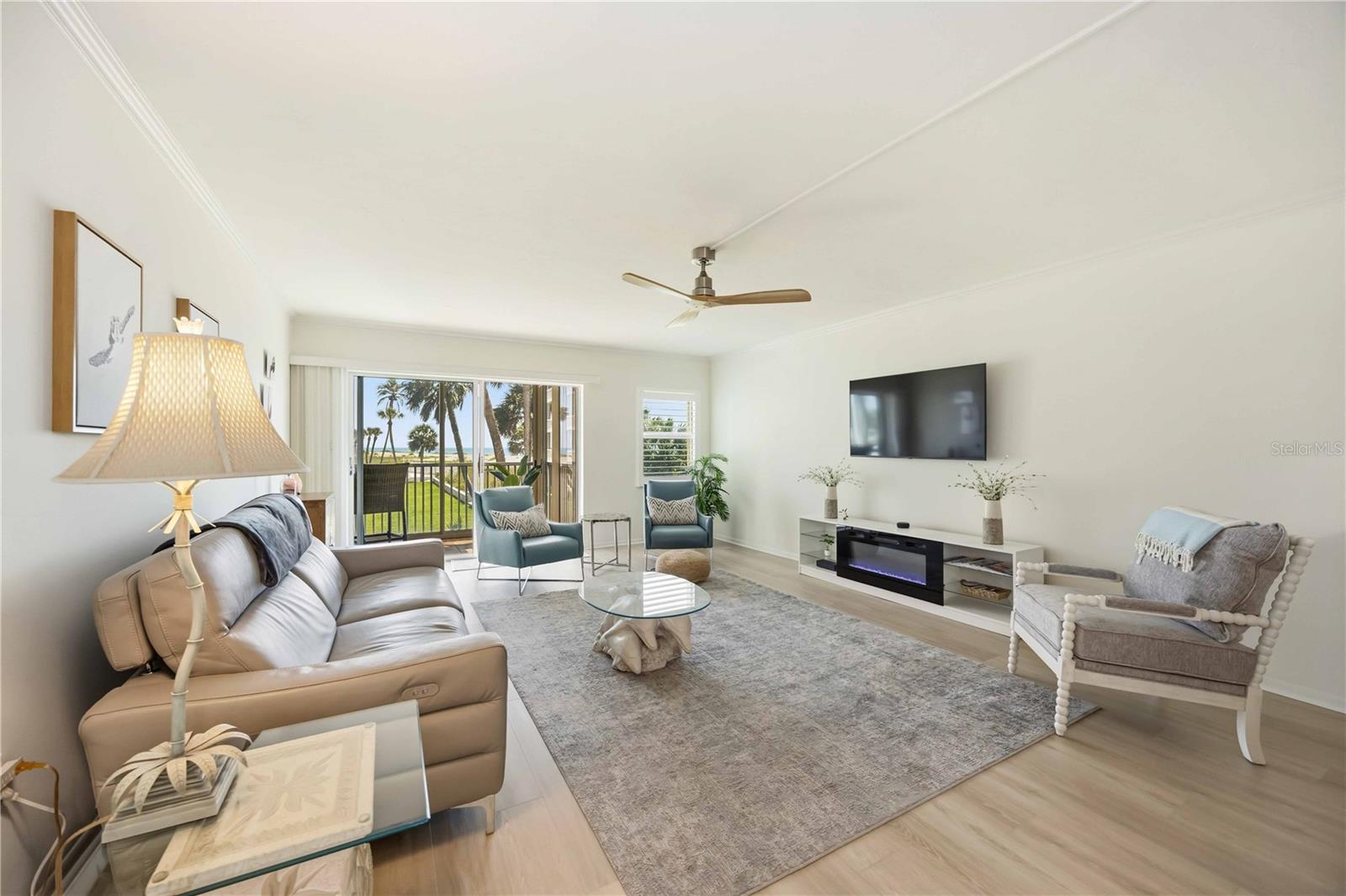 1150 TARPON CENTER DR #208, VENICE, FL, 34285