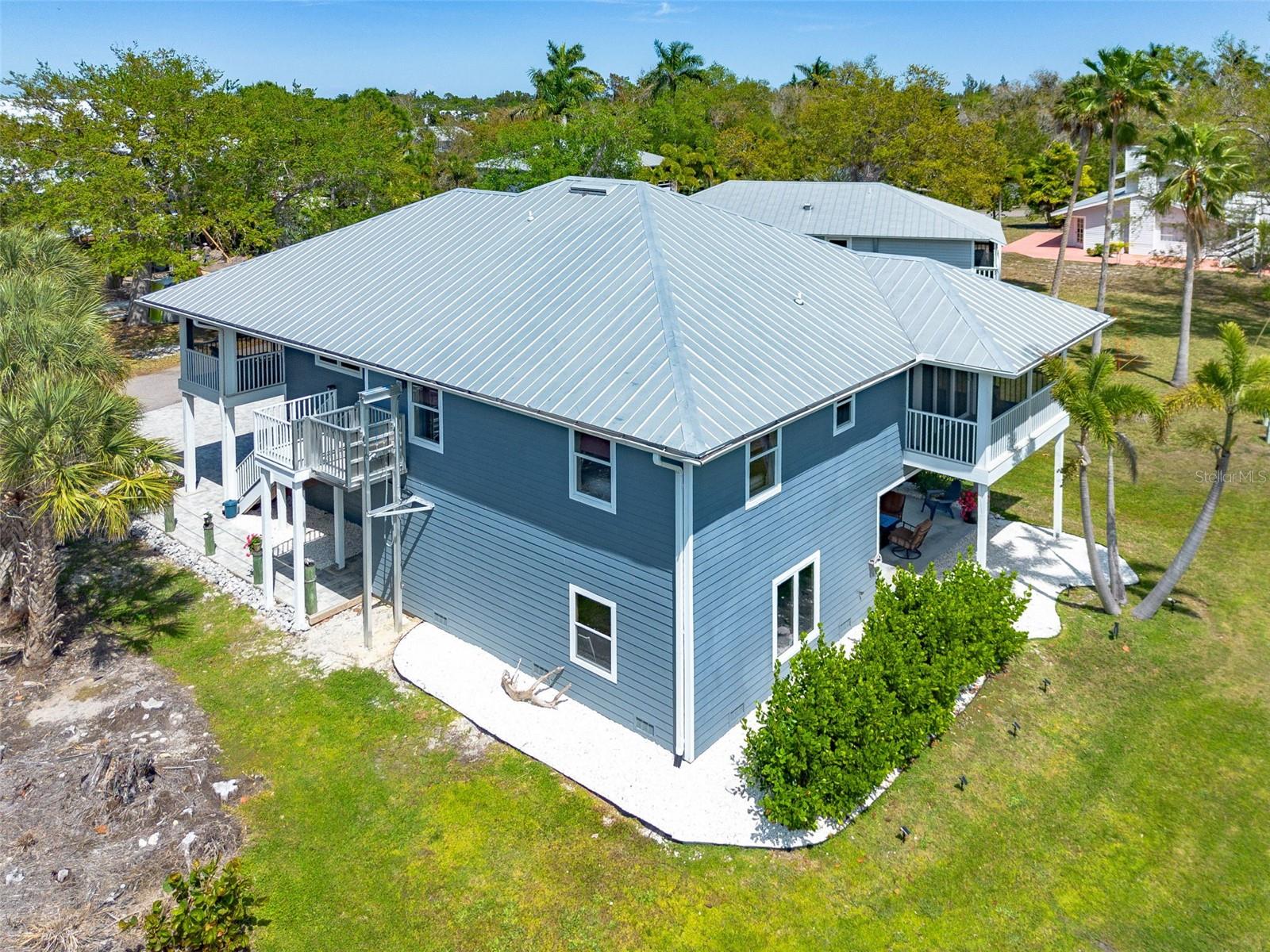 7655 MYRSINE CIR, BOKEELIA, FL, 33922