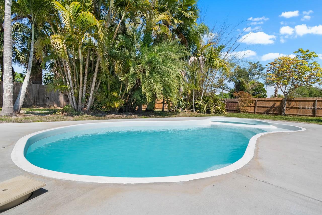 301 5TH AVE NW, RUSKIN, FL, 33570