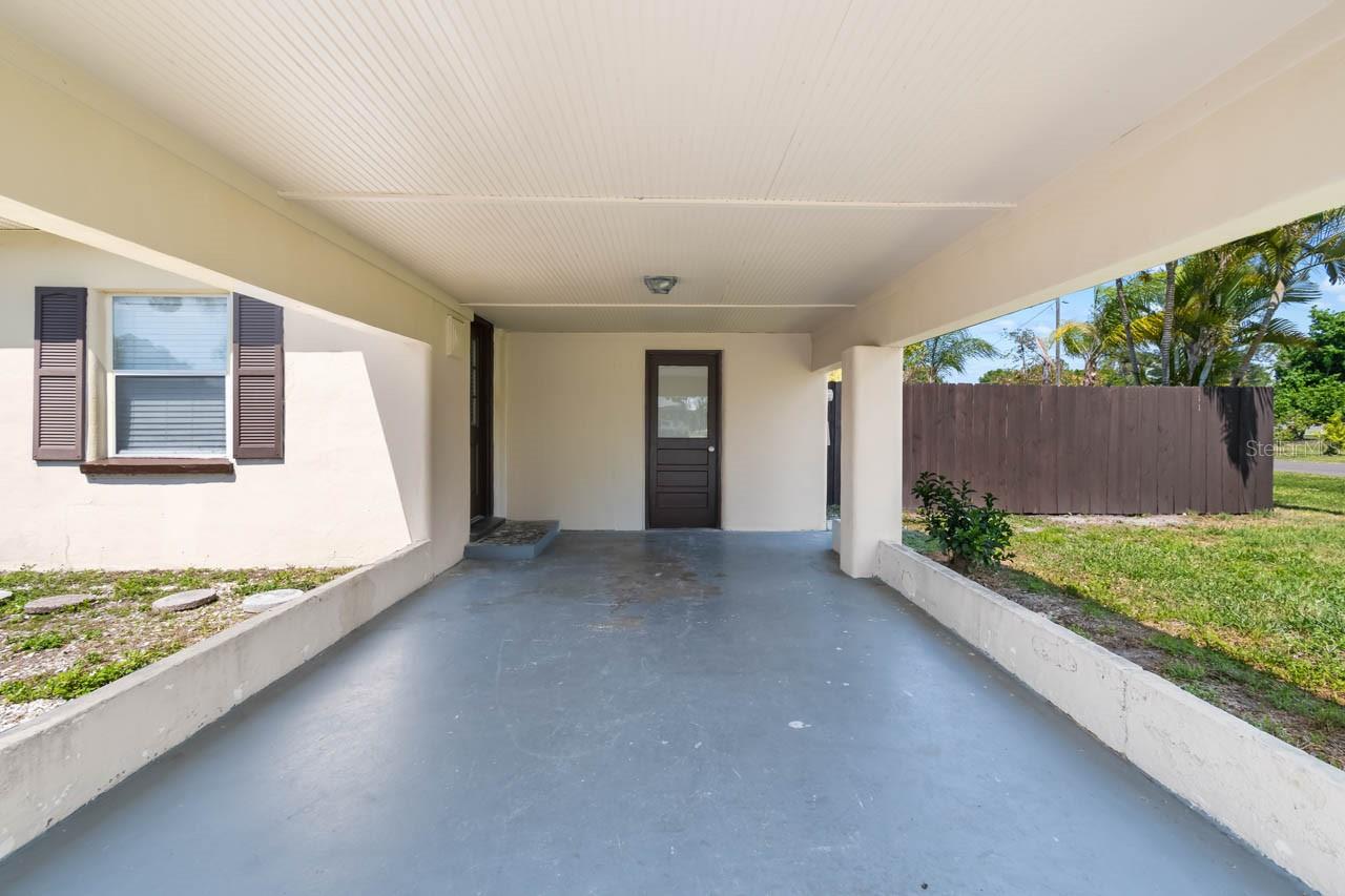 301 5TH AVE NW, RUSKIN, FL, 33570