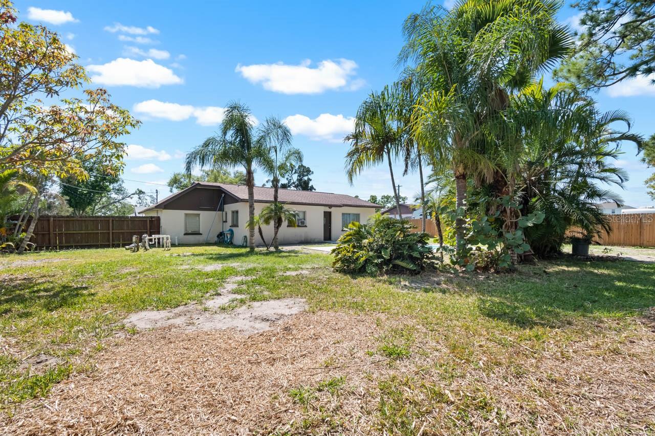 301 5TH AVE NW, RUSKIN, FL, 33570