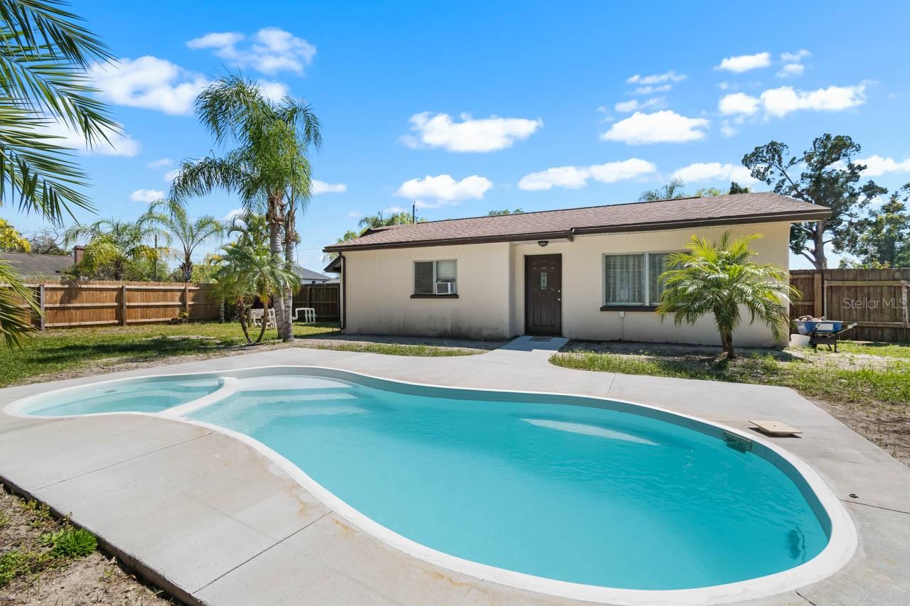 301 5TH AVE NW, RUSKIN, FL, 33570