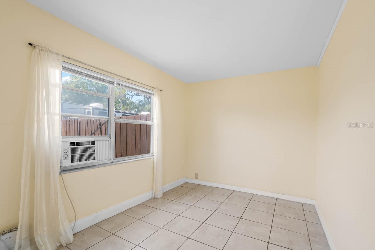 301 5TH AVE NW, RUSKIN, FL, 33570