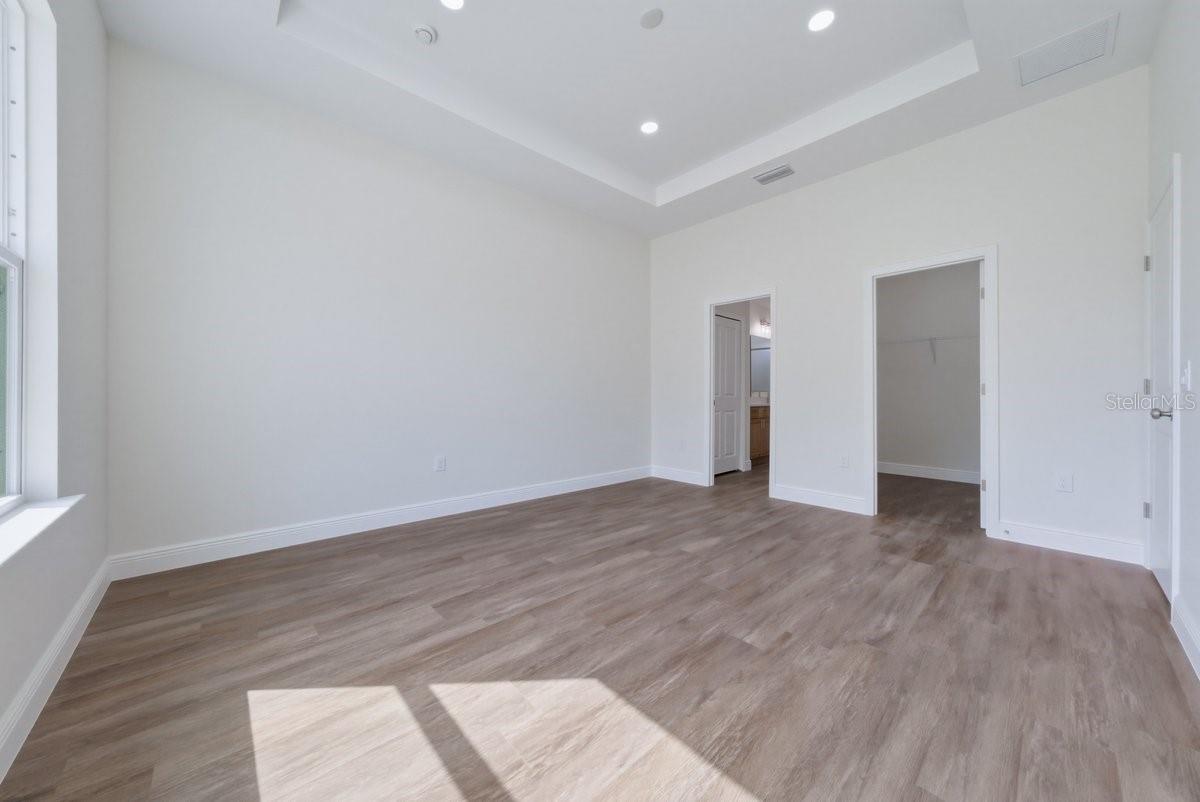 1296 MOSELLE AVE, ORLANDO, FL, 32807