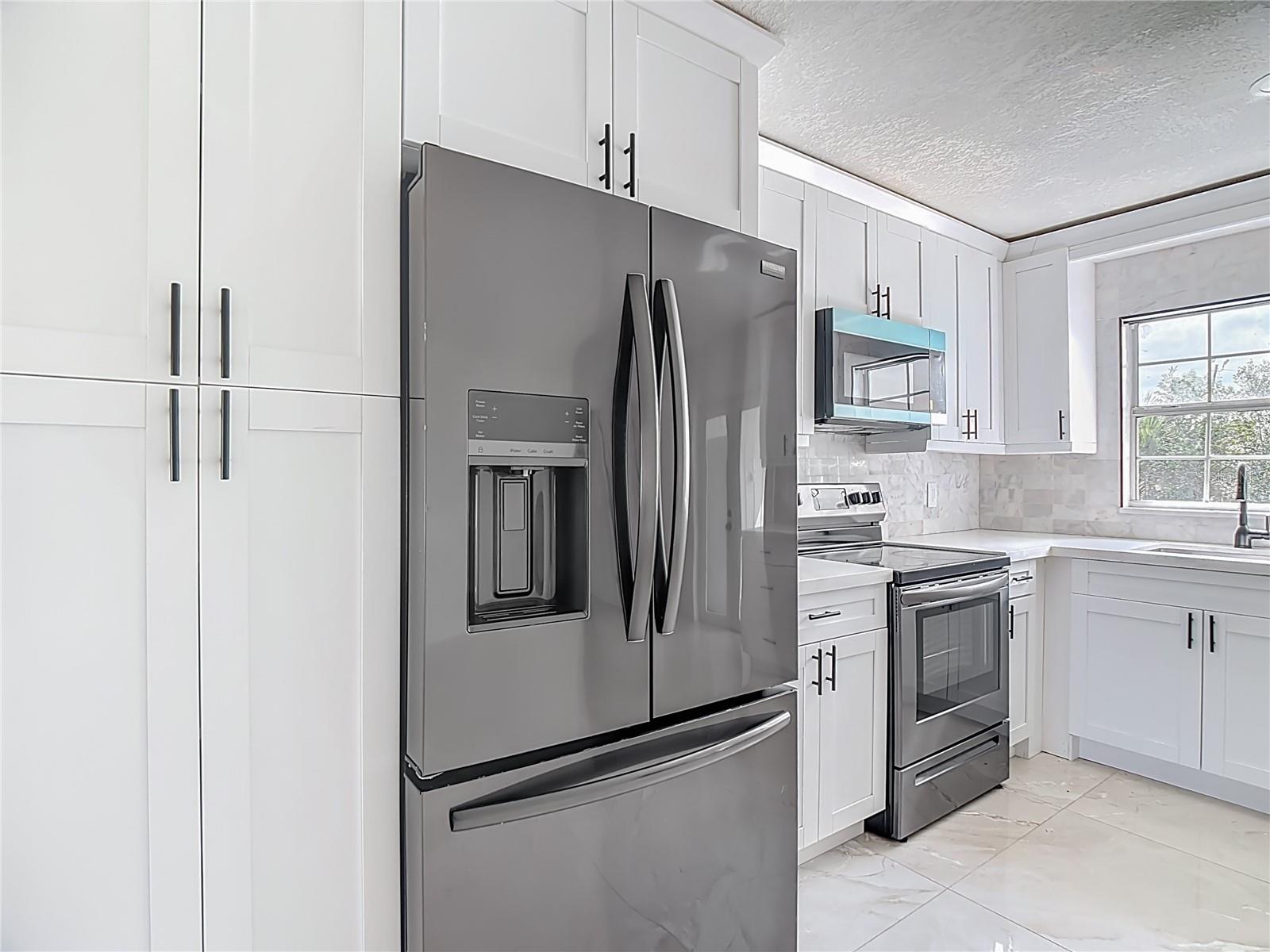 201 VALENCIA DR, AUBURNDALE, FL, 33823