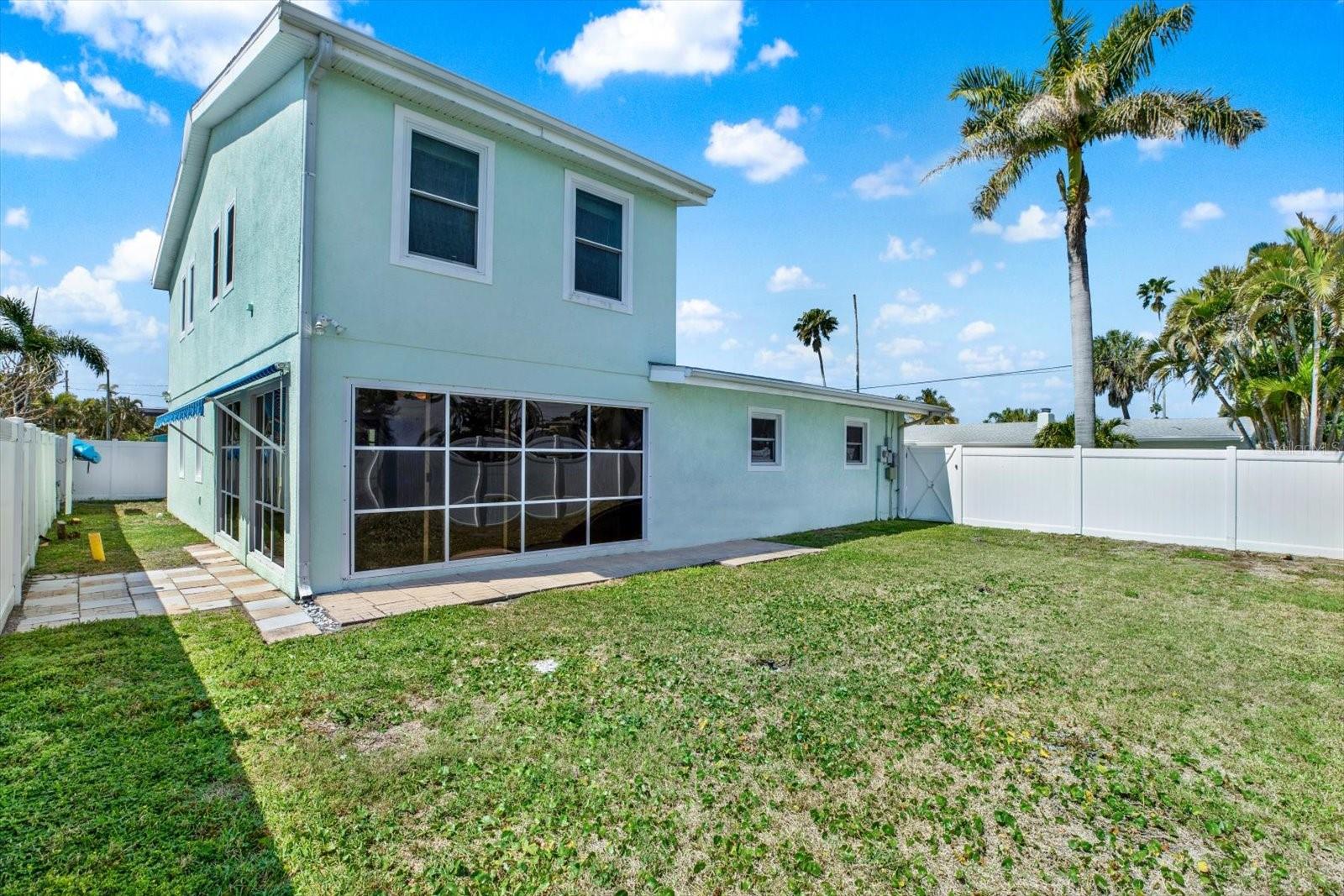 203 163RD AVE, REDINGTON BEACH, FL, 33708