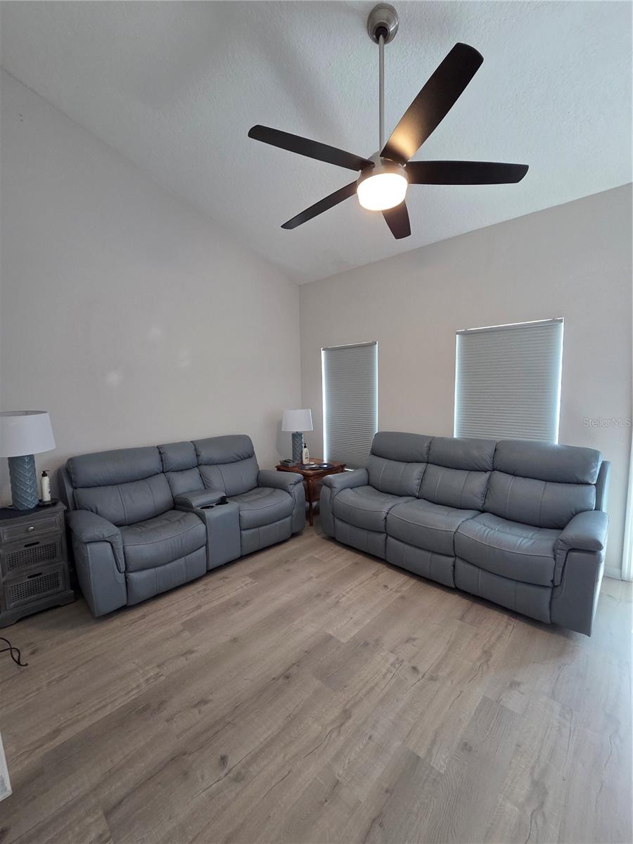 1196 ROYAL BLVD, PALM HARBOR, FL, 34684