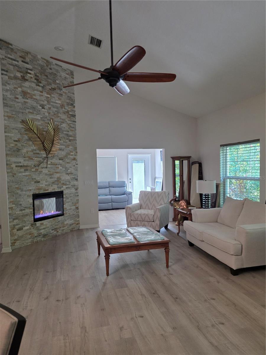 1196 ROYAL BLVD, PALM HARBOR, FL, 34684