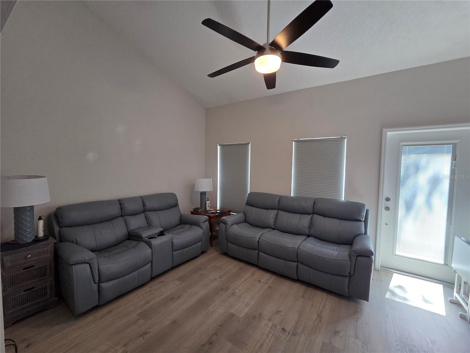 1196 ROYAL BLVD, PALM HARBOR, FL, 34684