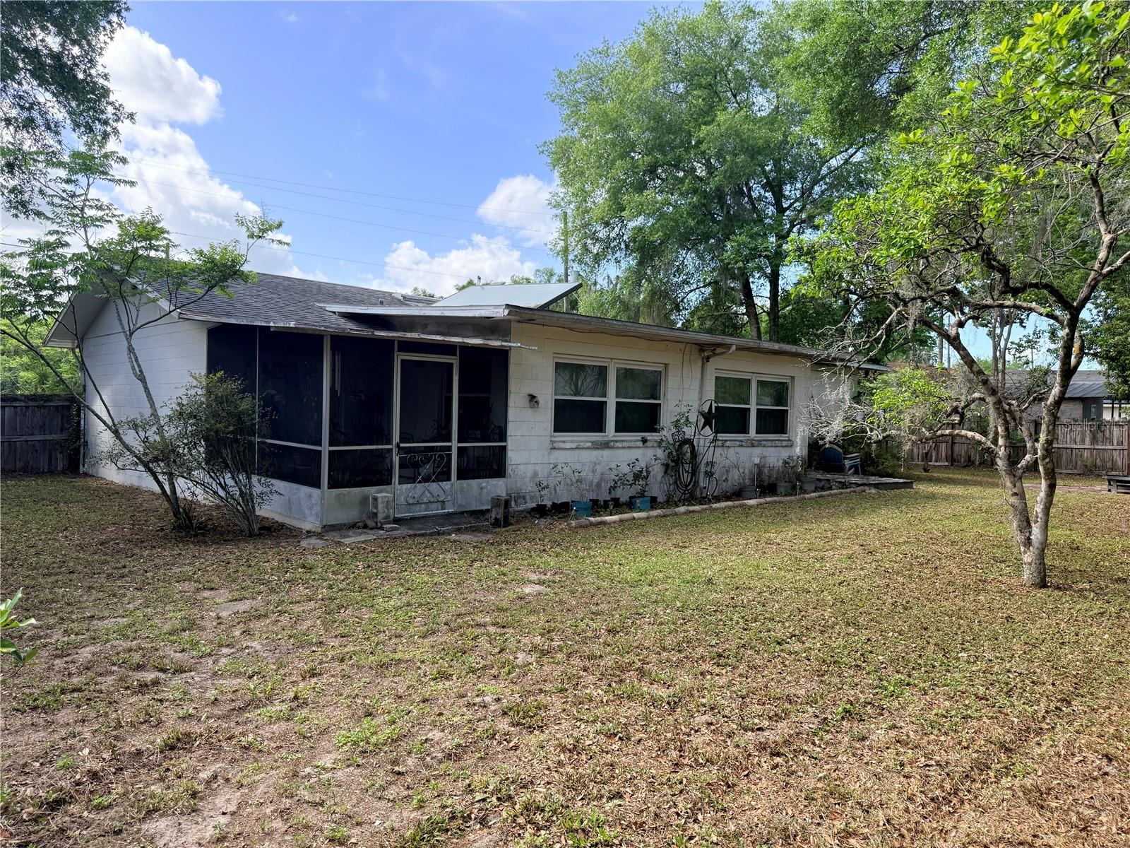 303 N BOUNDARY AVE, DELAND, FL, 32720