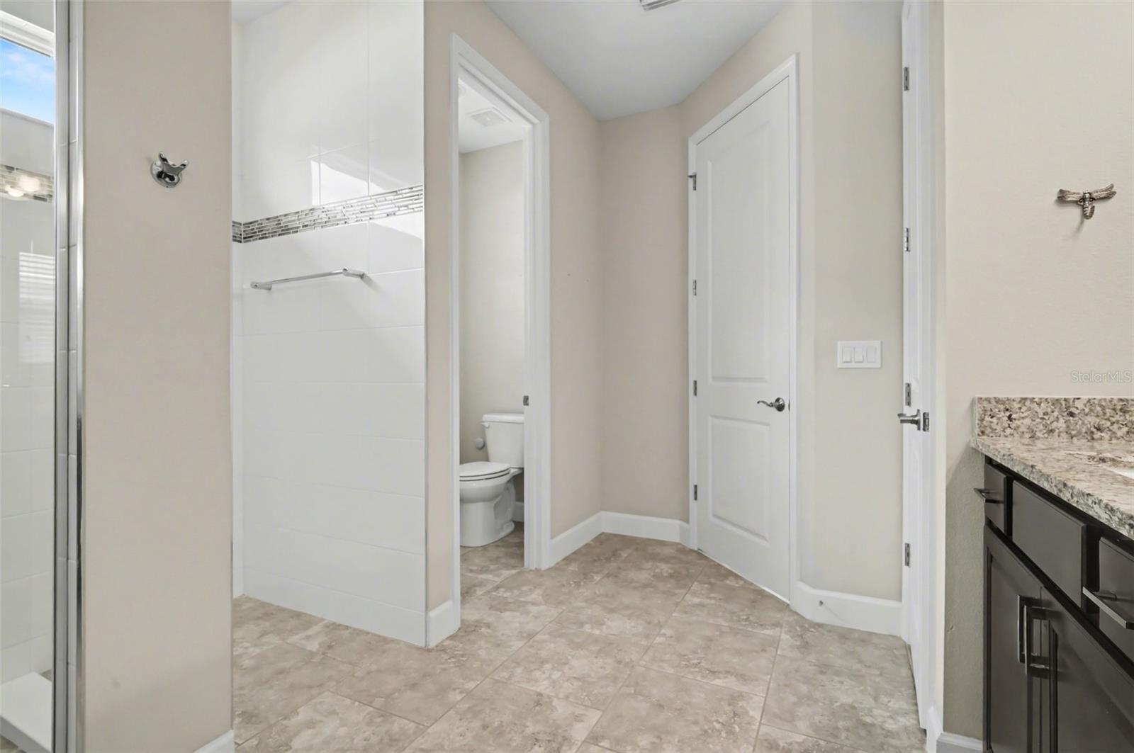 1011 VICTORIA HILLS DR S, DELAND, FL, 32724