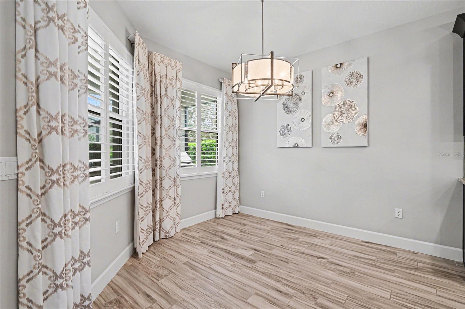 1011 VICTORIA HILLS DR S, DELAND, FL, 32724