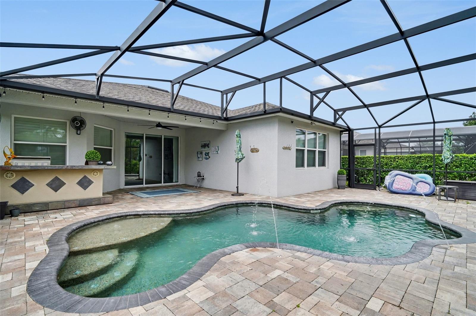 1011 VICTORIA HILLS DR S, DELAND, FL, 32724