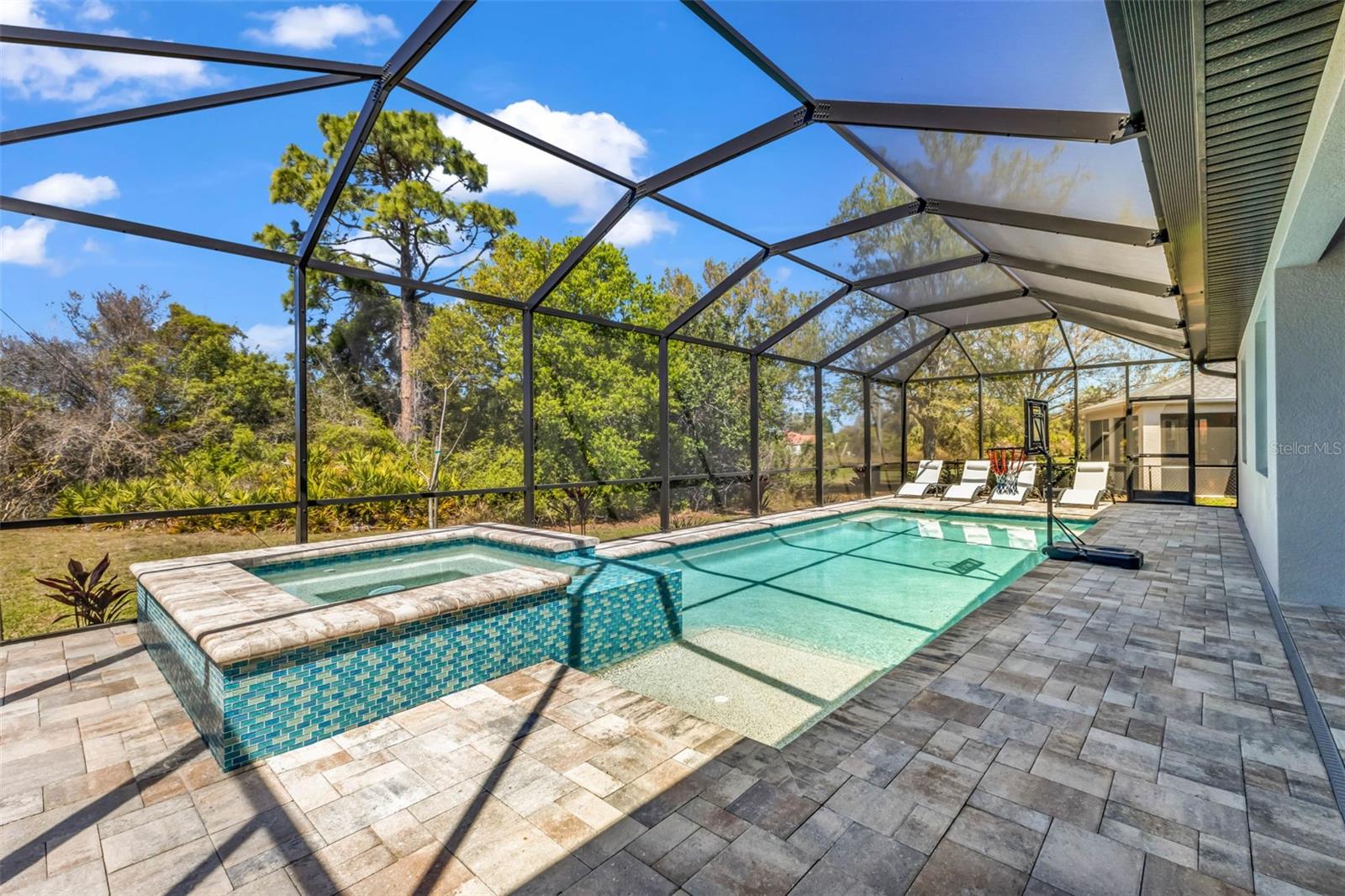 223 RIO DE JANEIRO AVE, PUNTA GORDA, FL, 33983