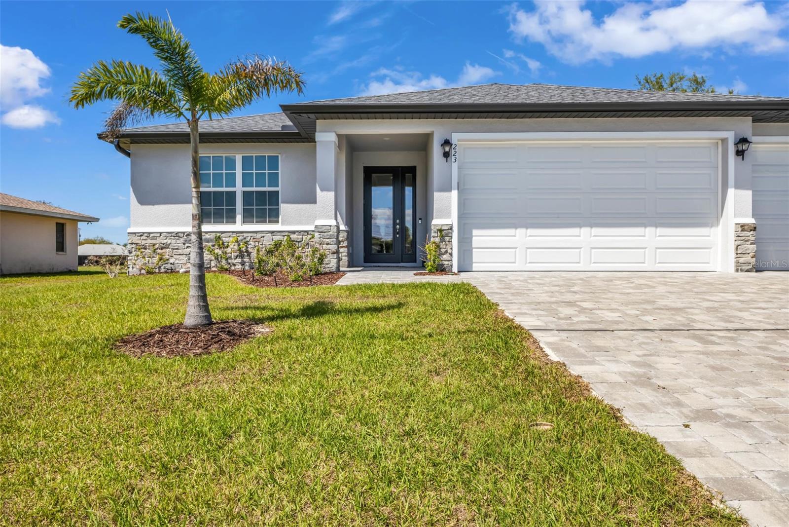 223 RIO DE JANEIRO AVE, PUNTA GORDA, FL, 33983