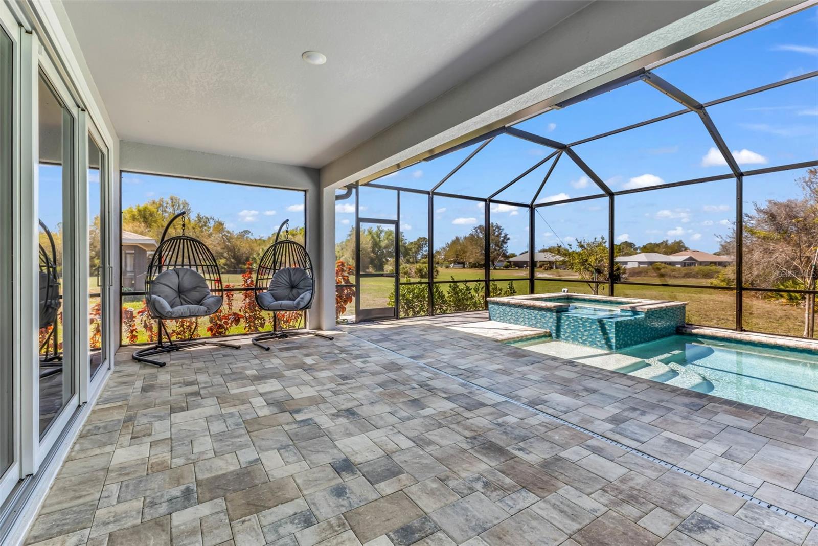 223 RIO DE JANEIRO AVE, PUNTA GORDA, FL, 33983