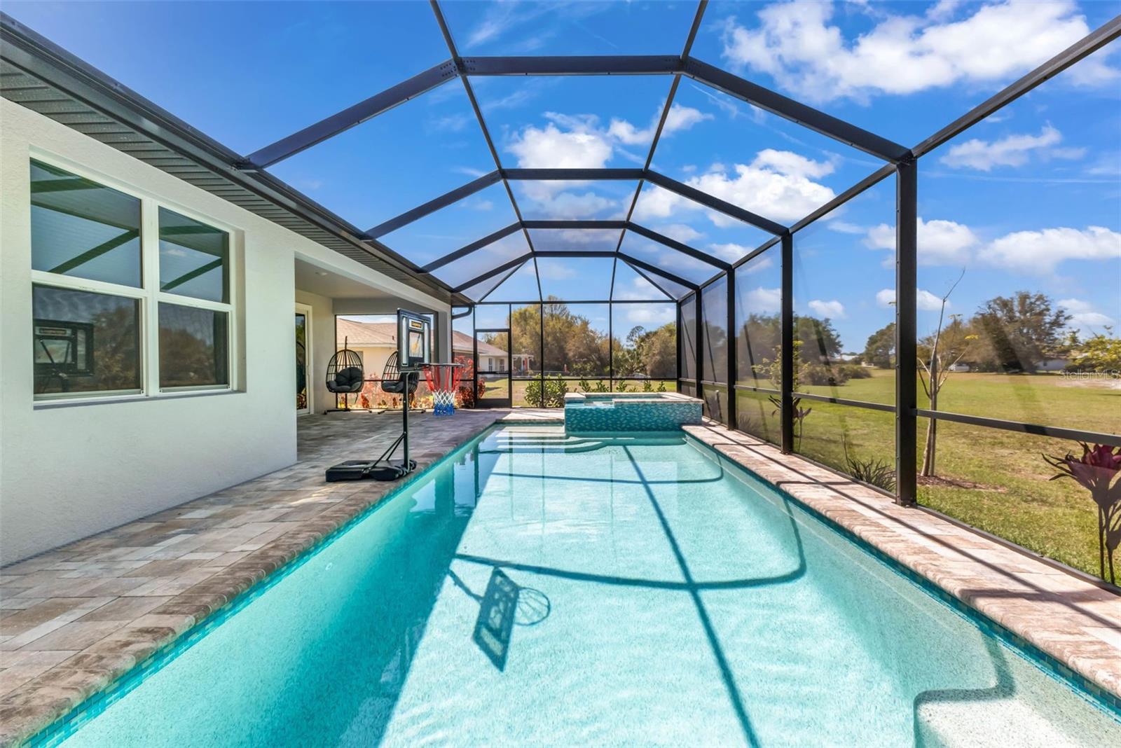 223 RIO DE JANEIRO AVE, PUNTA GORDA, FL, 33983