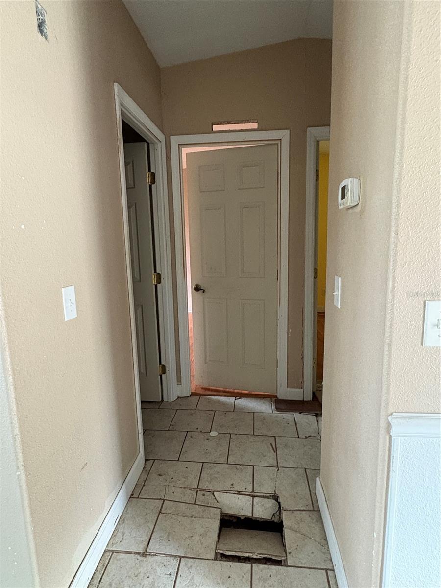 10106 S ALMA ST, GIBSONTON, FL, 33534