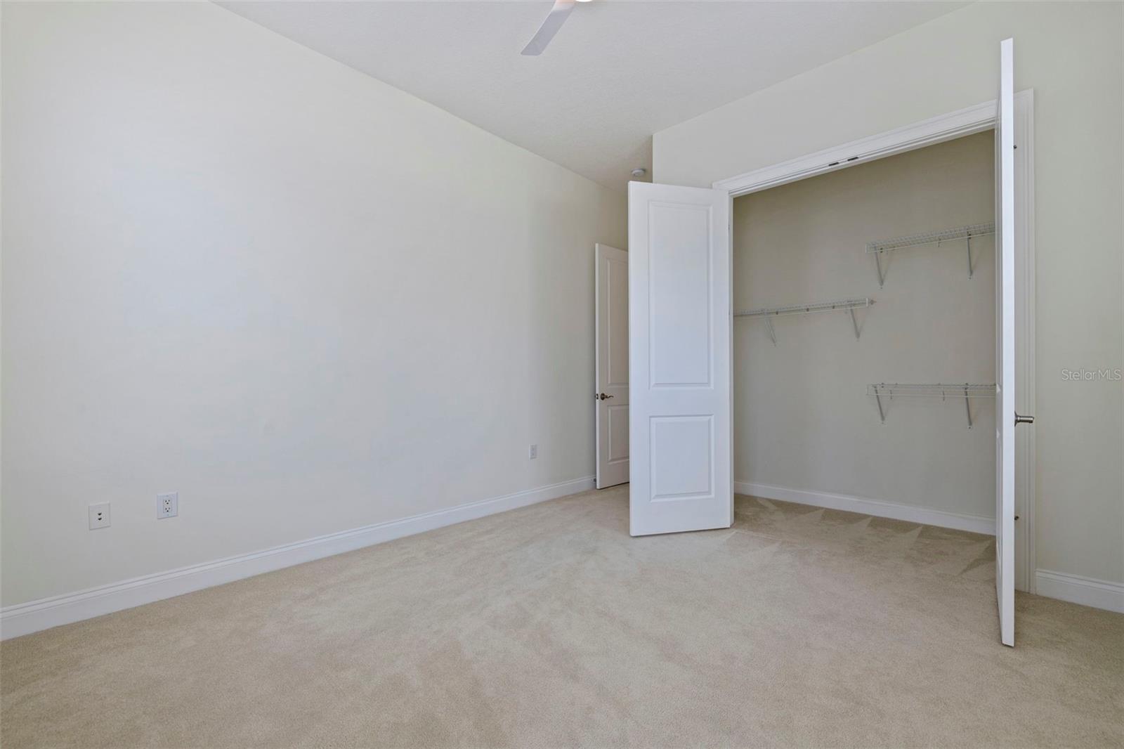 125 COMMONWEALTH CT N, ST PETERSBURG, FL, 33716