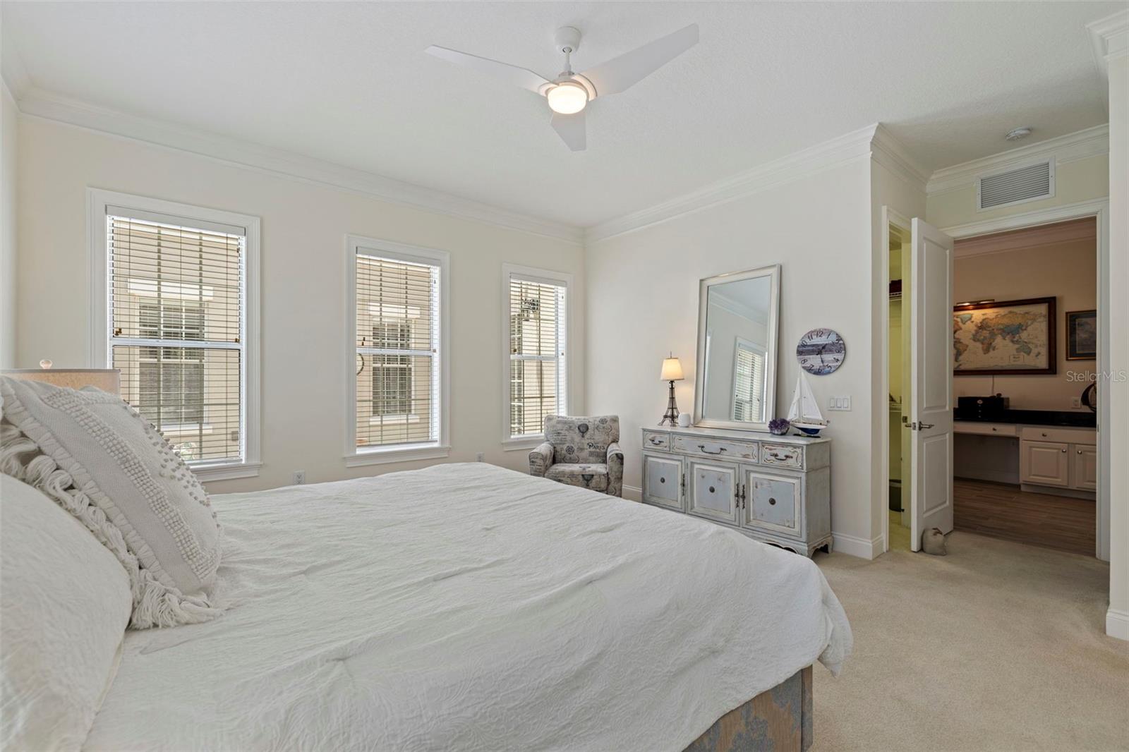 125 COMMONWEALTH CT N, ST PETERSBURG, FL, 33716