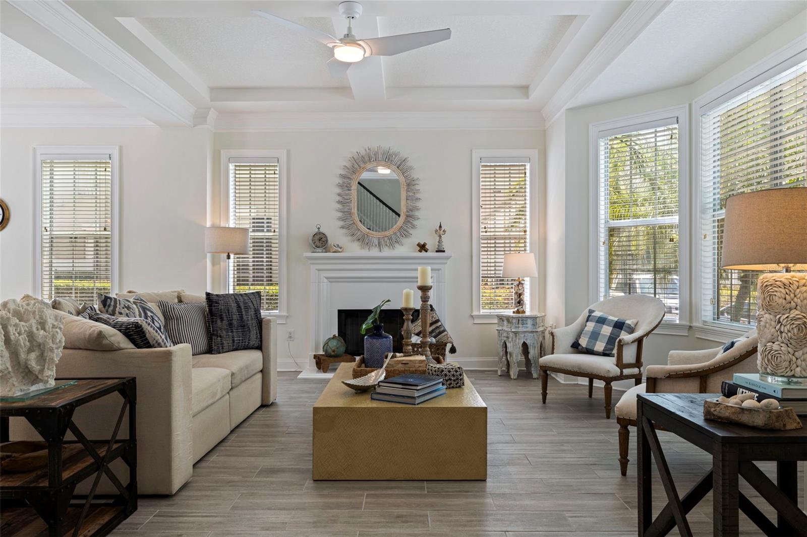 125 COMMONWEALTH CT N, ST PETERSBURG, FL, 33716