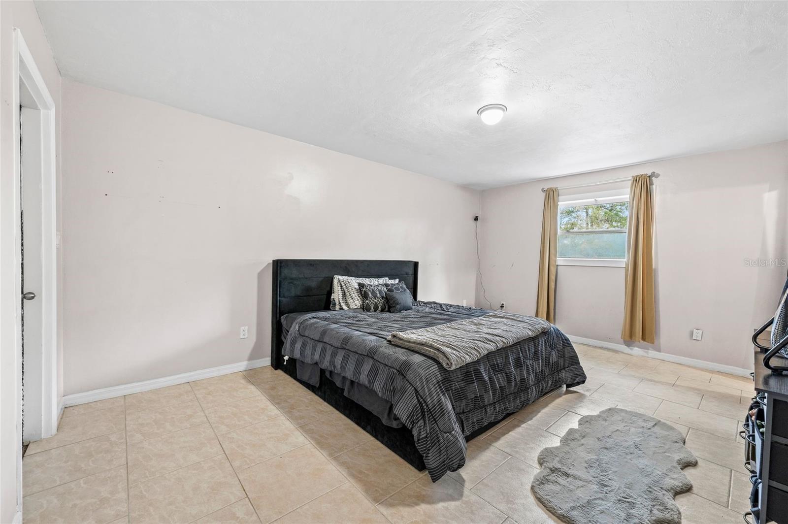 10135 NW 25TH PL, GAINESVILLE, FL, 32606