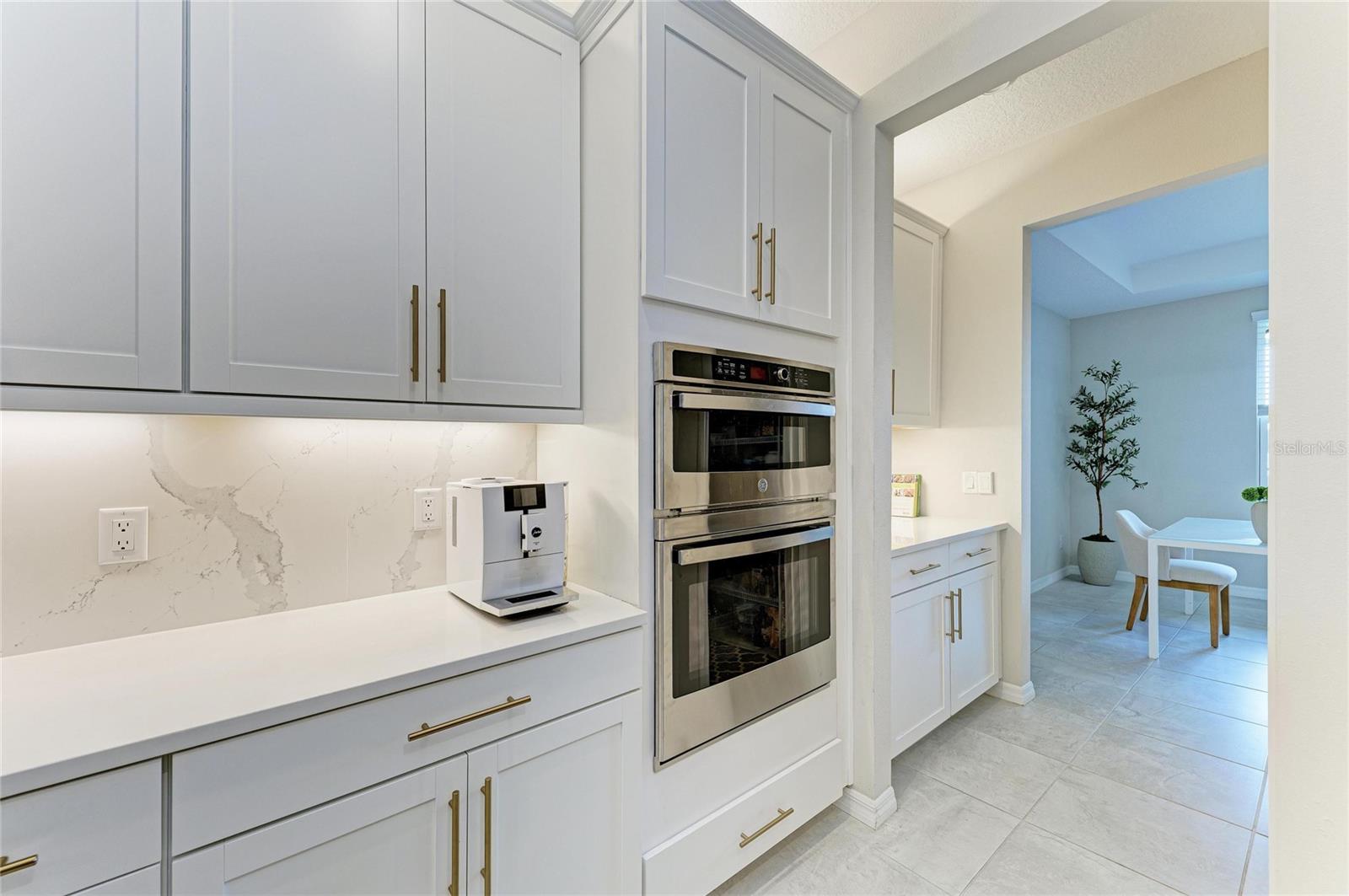 16528 PAYNES MILL DR, BRADENTON, FL, 34211