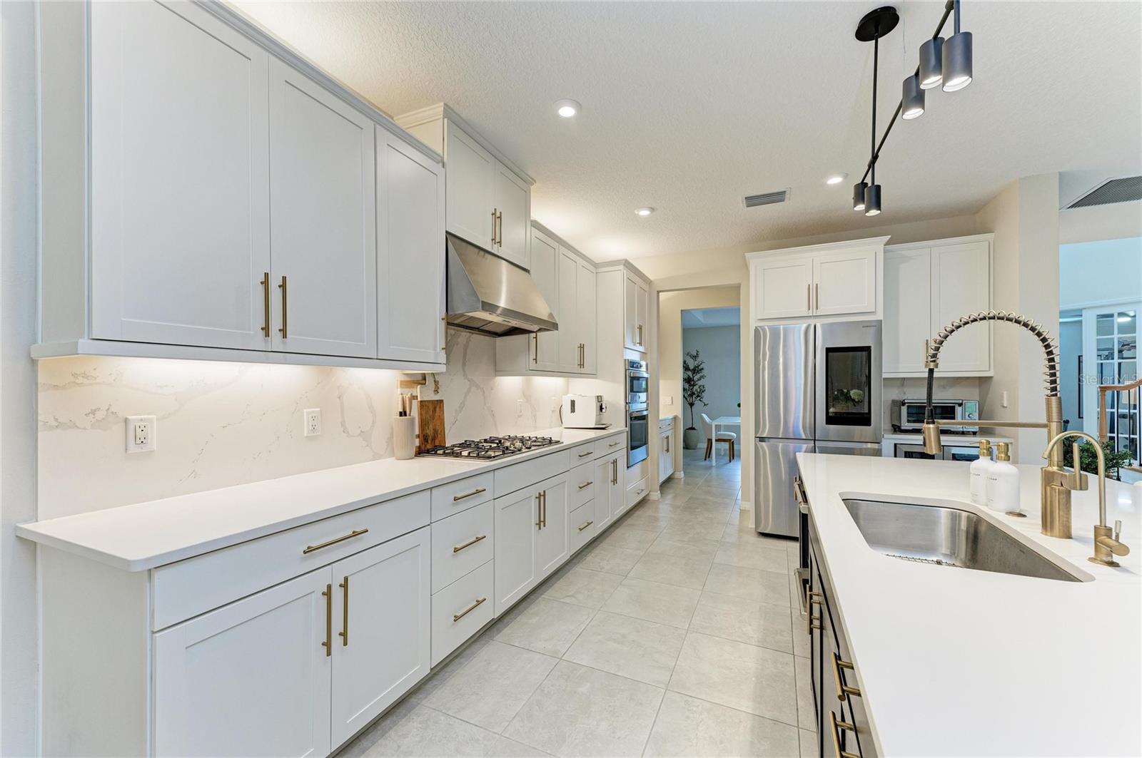 16528 PAYNES MILL DR, BRADENTON, FL, 34211