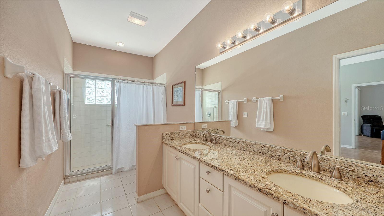 5126 BLUE ASH AVE, SARASOTA, FL, 34241