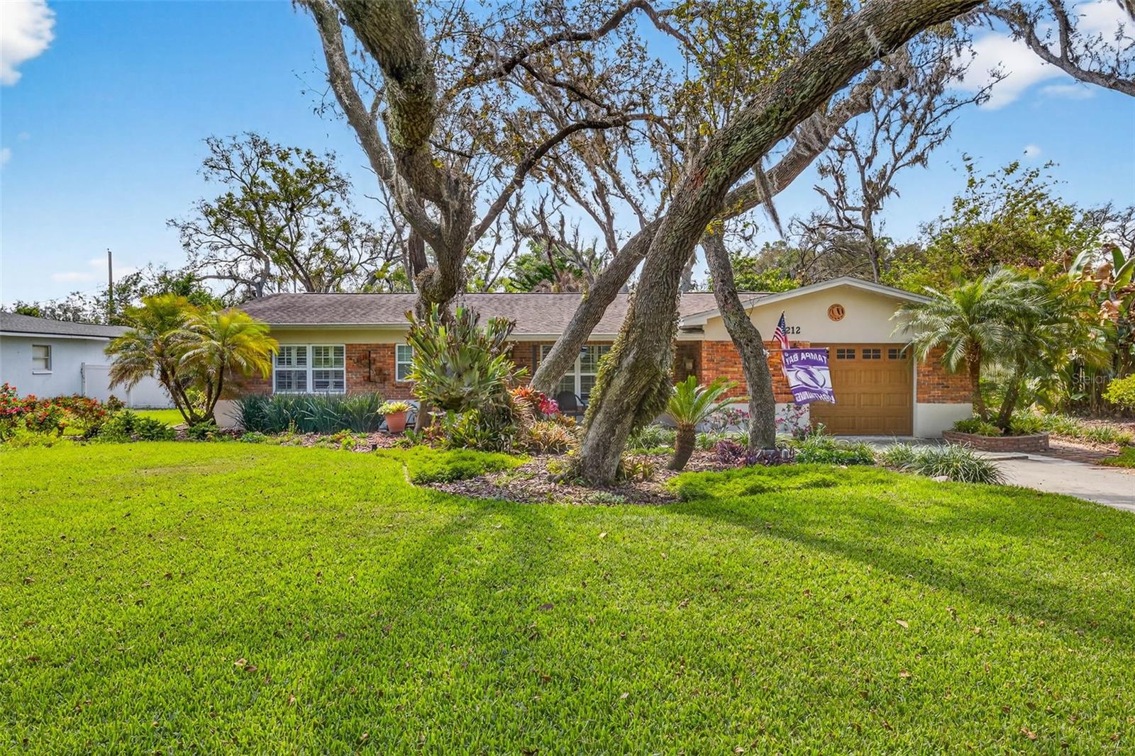 212 S LOCKMOOR AVE, TEMPLE TERRACE, FL, 33617