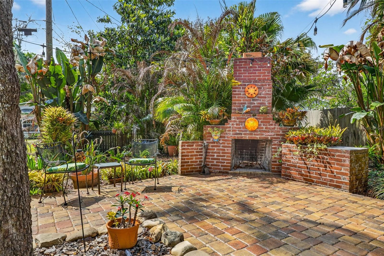 212 S LOCKMOOR AVE, TEMPLE TERRACE, FL, 33617