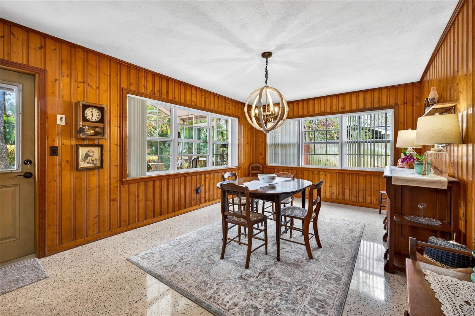 212 S LOCKMOOR AVE, TEMPLE TERRACE, FL, 33617