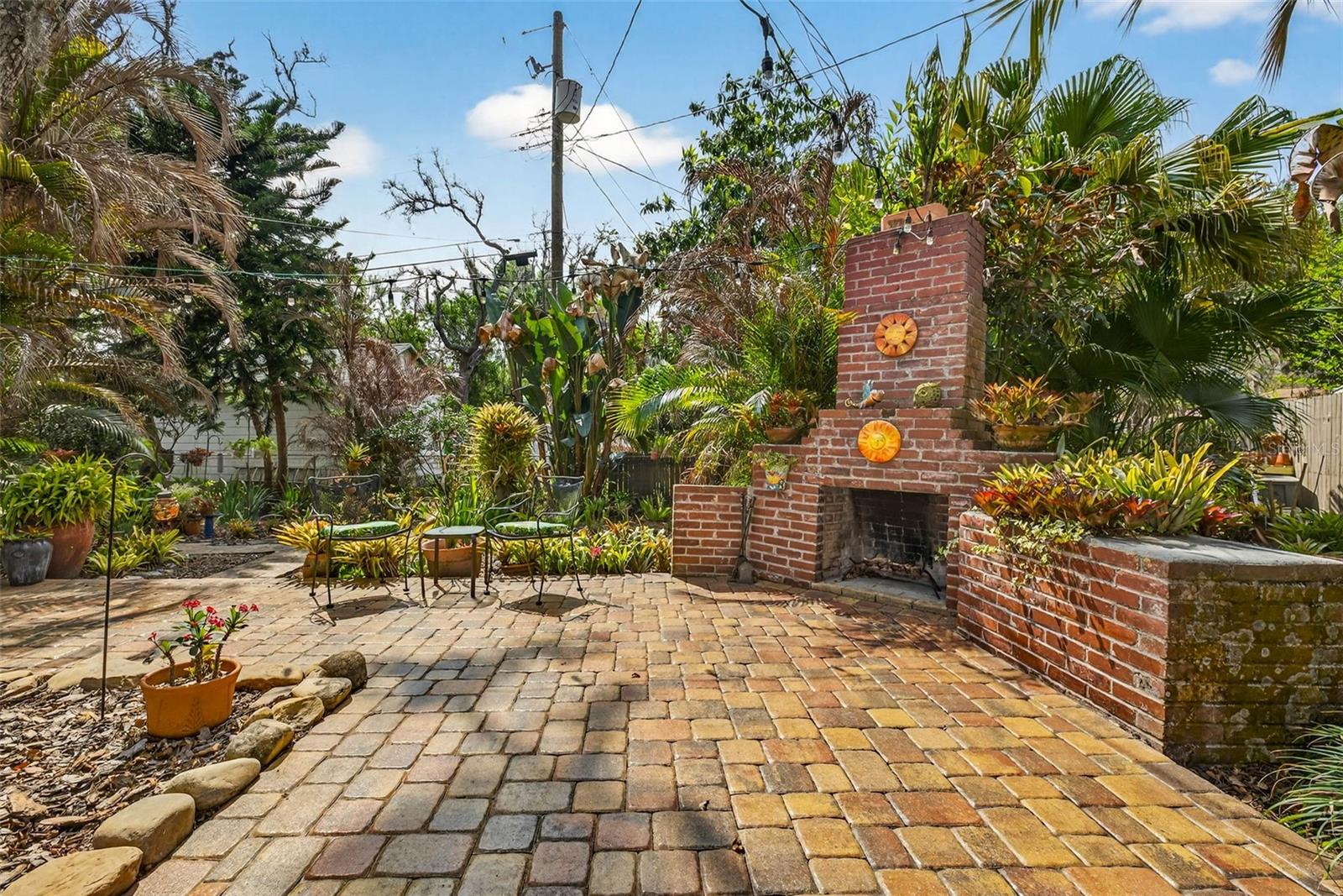 212 S LOCKMOOR AVE, TEMPLE TERRACE, FL, 33617