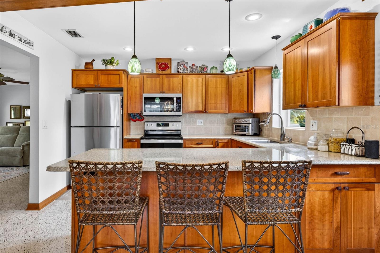 212 S LOCKMOOR AVE, TEMPLE TERRACE, FL, 33617