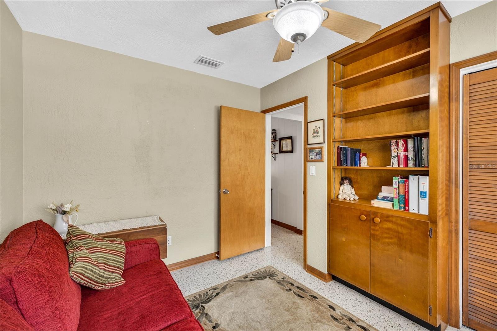 212 S LOCKMOOR AVE, TEMPLE TERRACE, FL, 33617