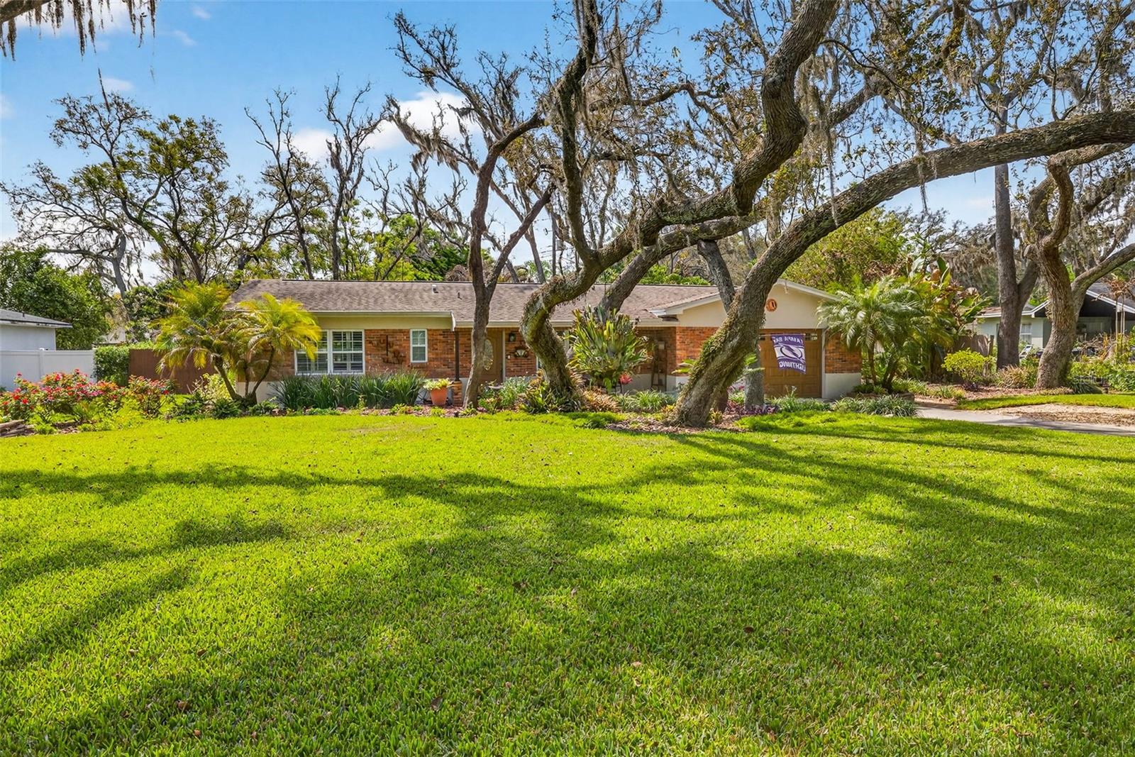 212 S LOCKMOOR AVE, TEMPLE TERRACE, FL, 33617