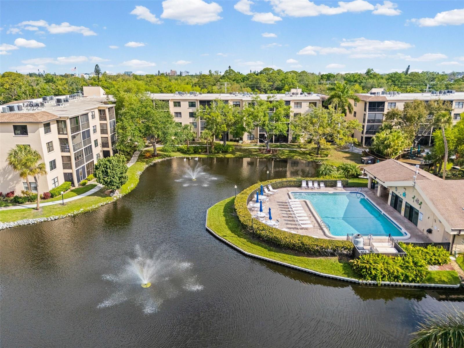 635 30TH AVE W #F 401, BRADENTON, FL, 34205