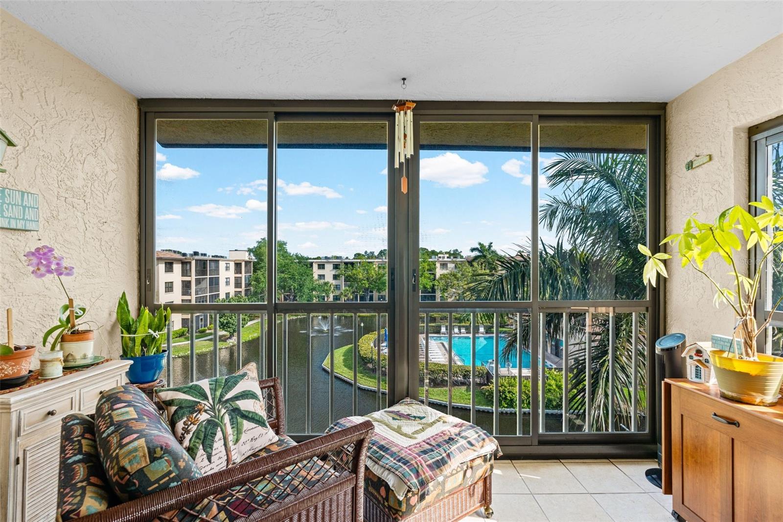 635 30TH AVE W #F 401, BRADENTON, FL, 34205