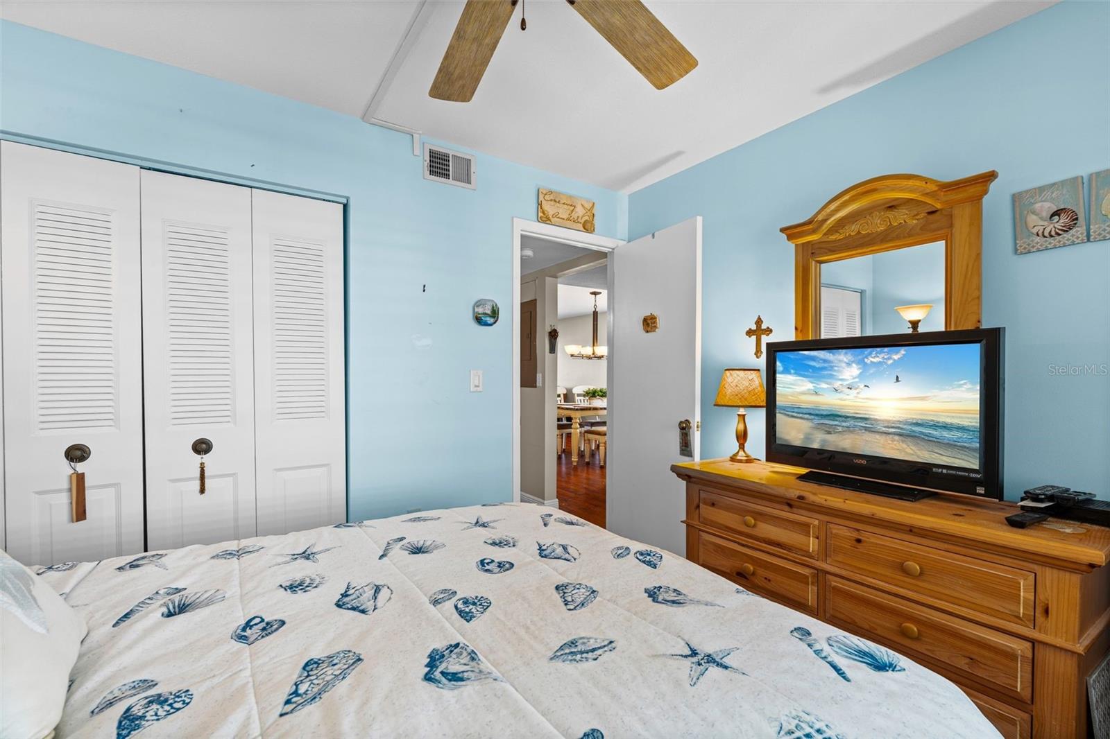 635 30TH AVE W #F 401, BRADENTON, FL, 34205
