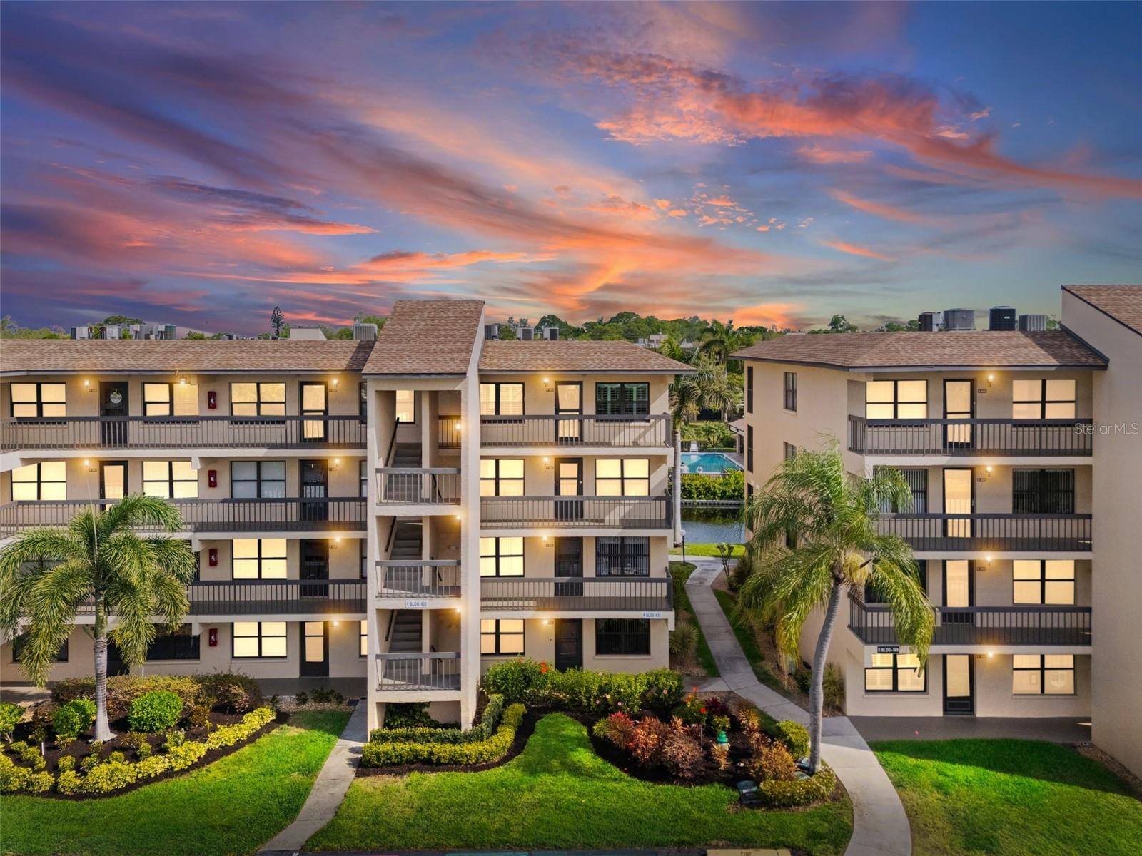 635 30TH AVE W #F 401, BRADENTON, FL, 34205