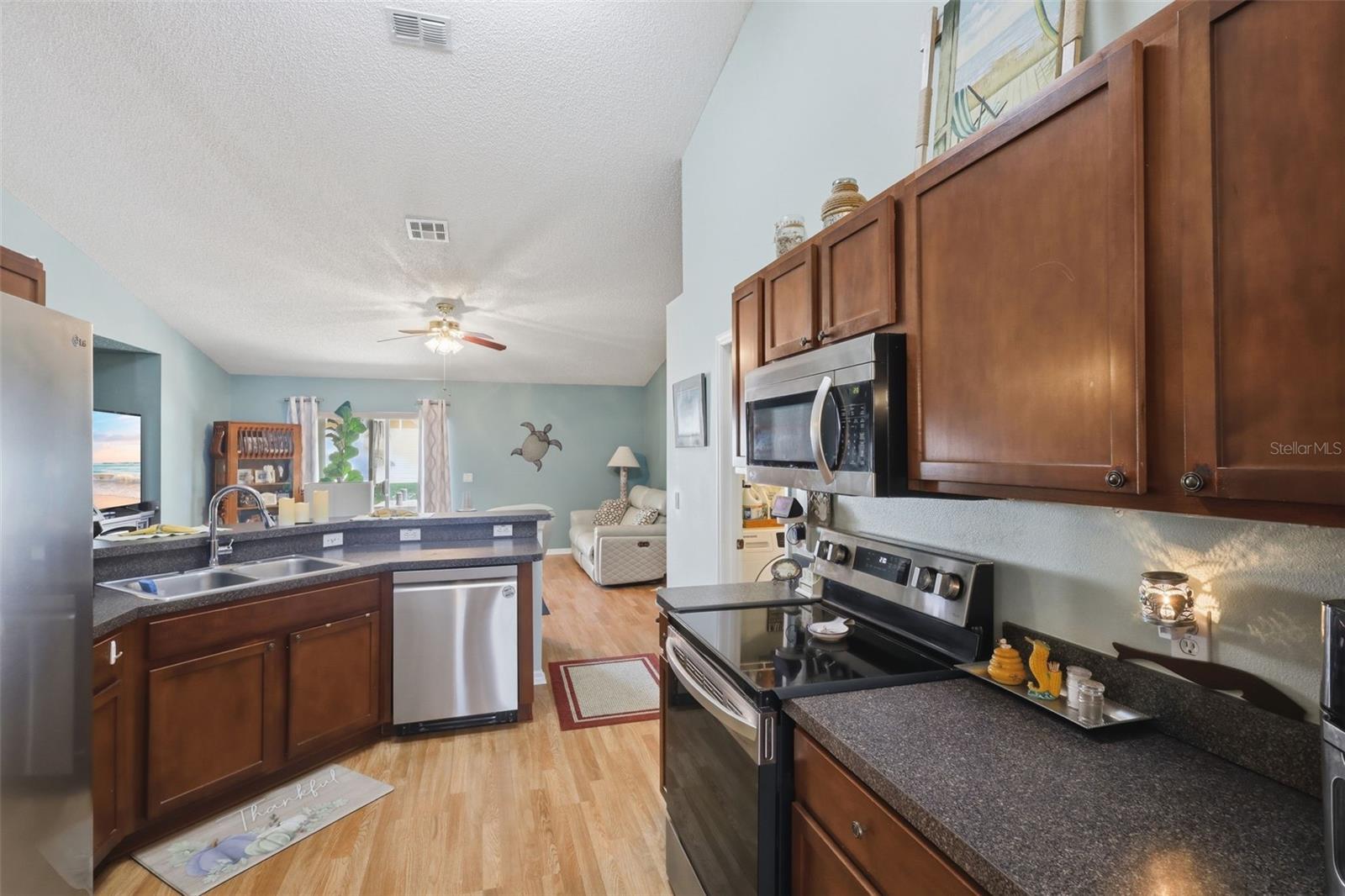 403 CENTRAL MARINERS DR, EDGEWATER, FL, 32141