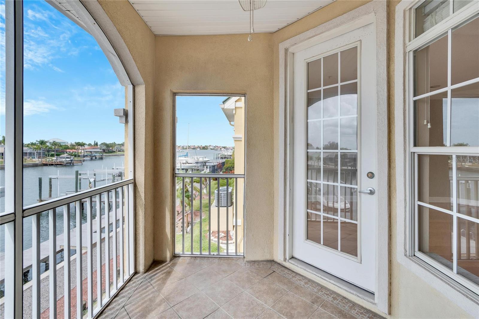 6414 SUNSET BAY CIR, APOLLO BEACH, FL, 33572