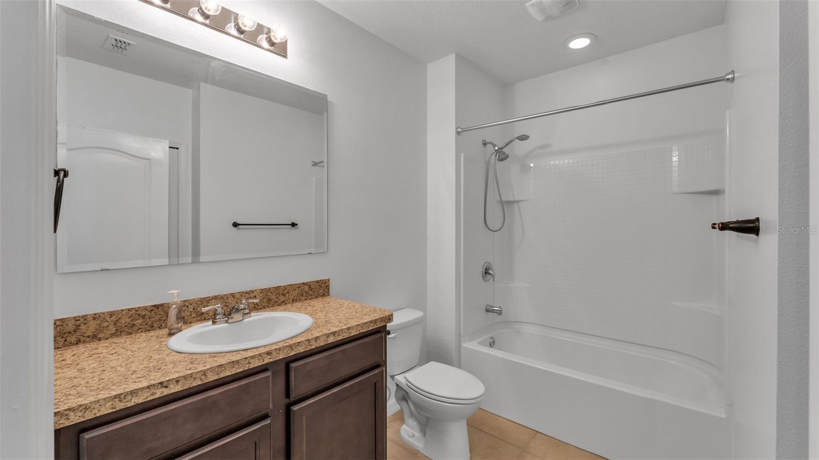 2162 BLUE HIGHLANDS DR, LAKELAND, FL, 33811