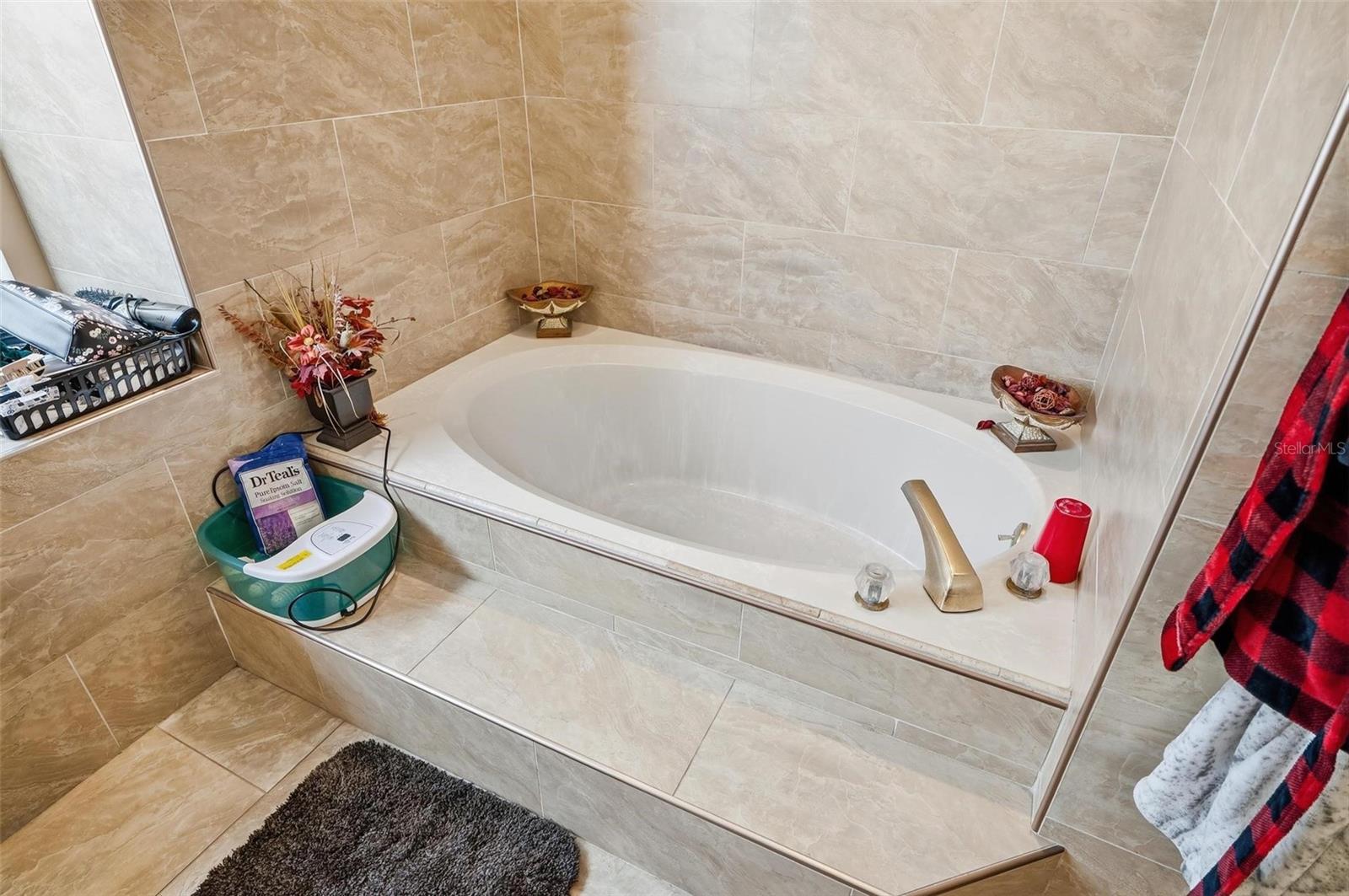 11 BANNERWOOD LN, PALM COAST, FL, 32137